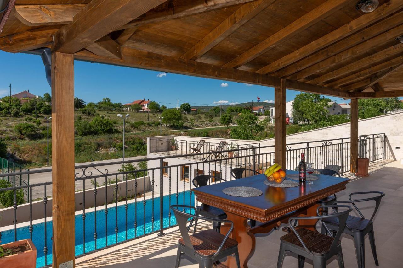 Modern Rustic Villa Kate Benkovac Εξωτερικό φωτογραφία